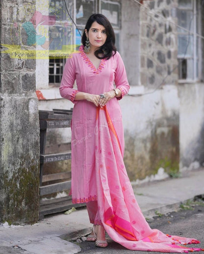 Elegant Handloom Embroidered Kurti Set With Linen Dupatta Pink
