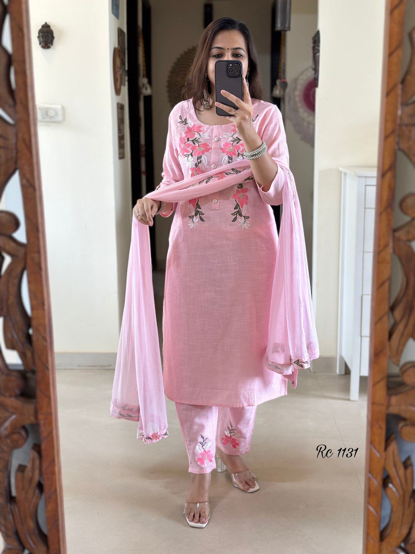Elegance Unveiled: Royal Libas Latest Cotton Slub Suit Collection