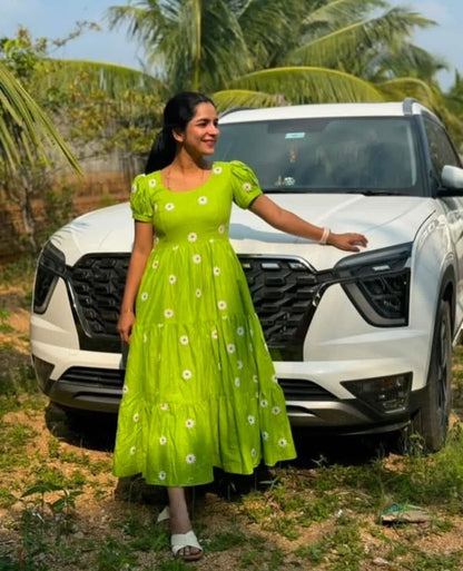 Flower Embroidered Midi Kurti!