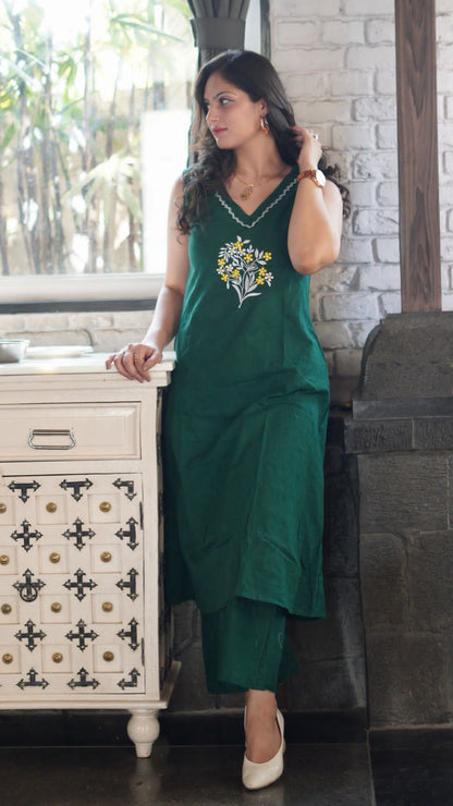 Green Elegant Embroidered Cotton Kurti & Plazo Set