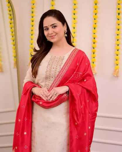 NEW DESIGNER SUIT SET