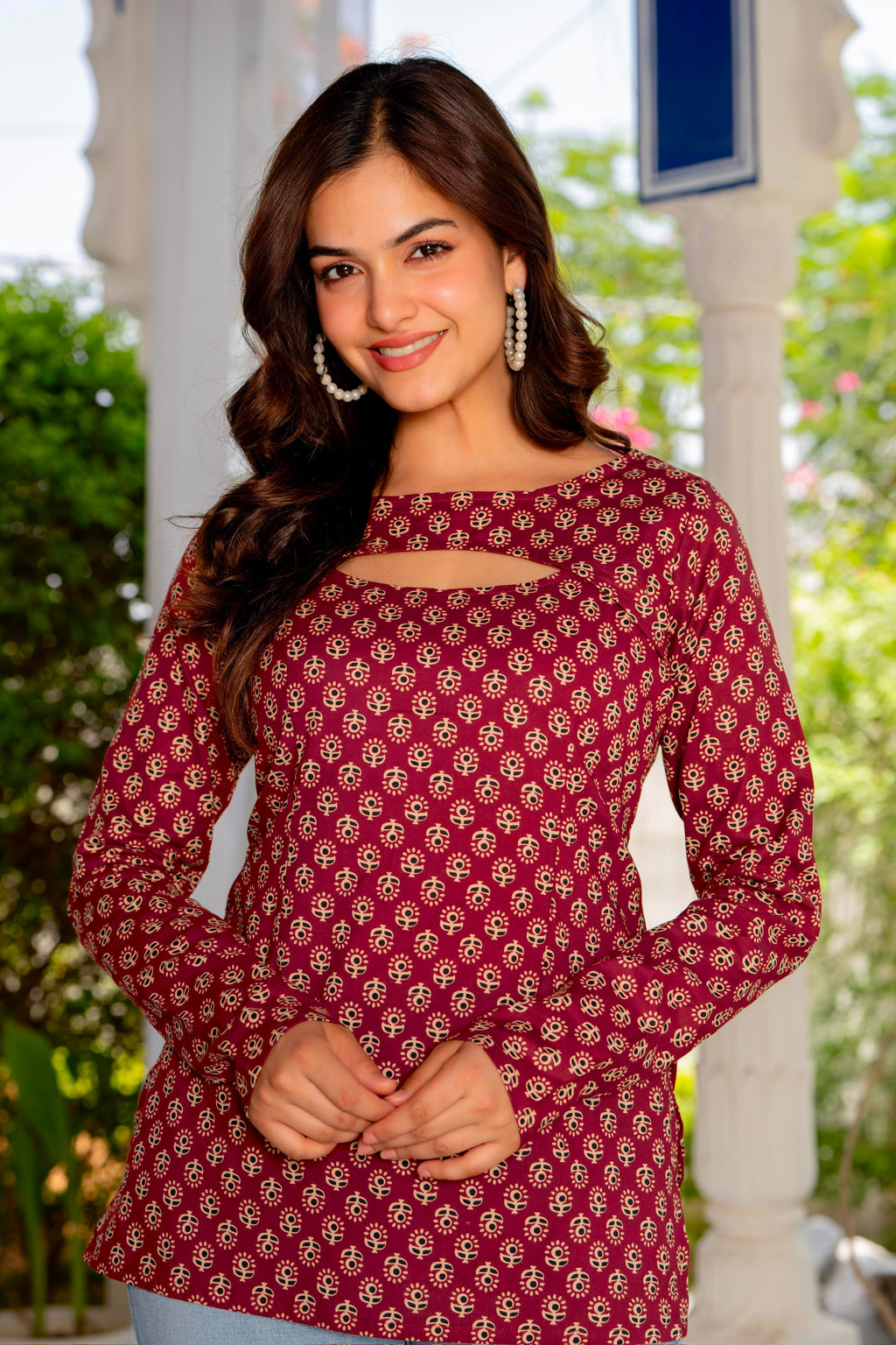 Elegant Maroon Floral Print Convertible Top