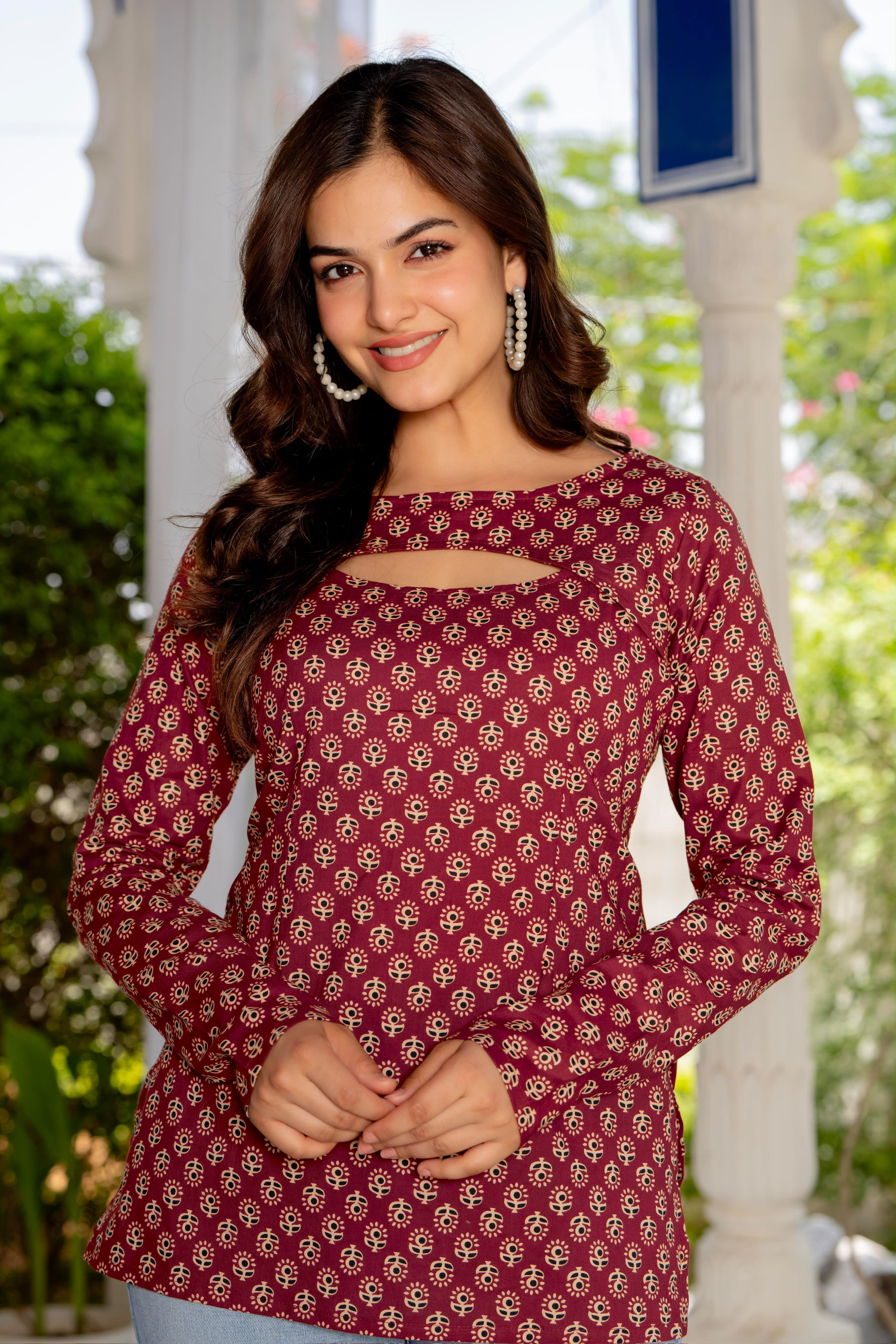 Elegant Maroon Floral Print Convertible Top